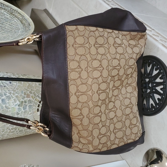 🤎🤎 COACH Lexy Signature Shoulder Bag & Matching Wristlet Wallet 🤎🤎 - Picture 8 of 15